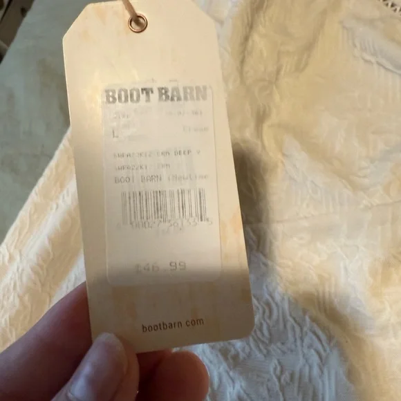 Shyanne bell sleeved top - Picture 6 of 7